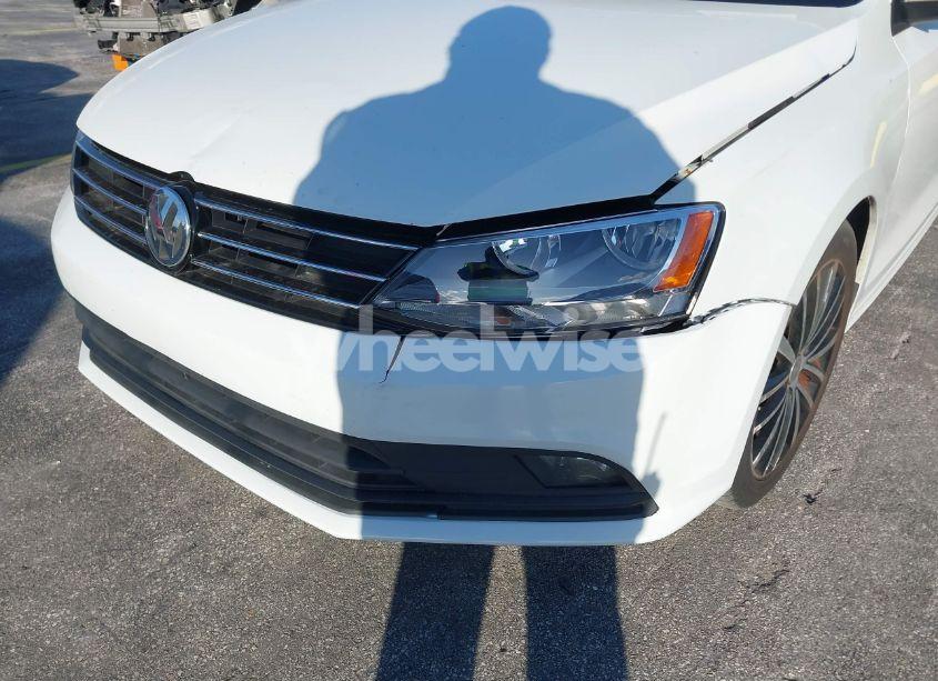 Photo 6 of 2015 Volkswagen Jetta 1.8T SPORT (VIN 3VWD17AJ0FM400349)