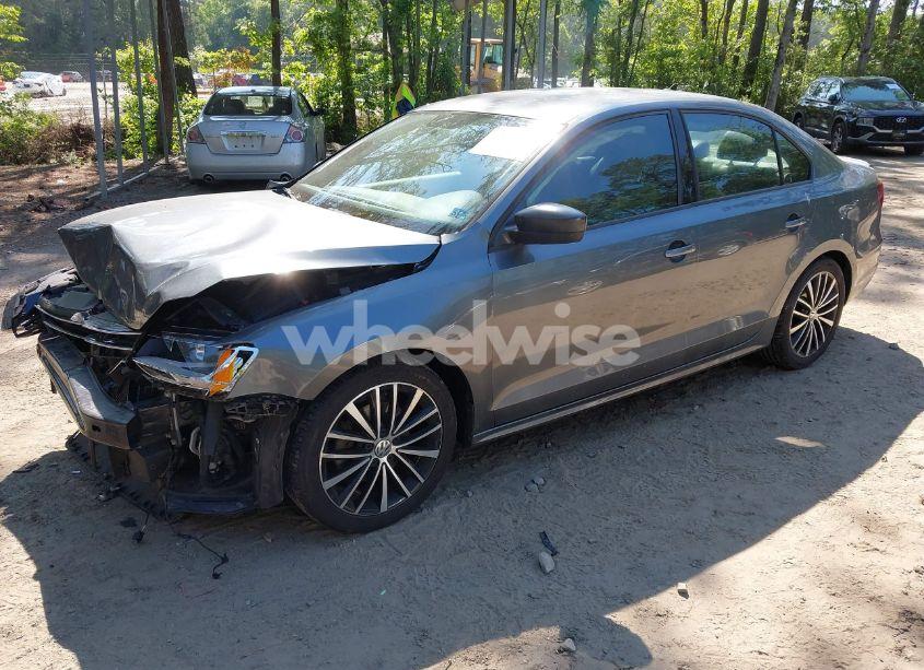 Photo 2 of 2016 Volkswagen Jetta 1.8T SPORT (VIN 3VWD17AJ0GM326514)