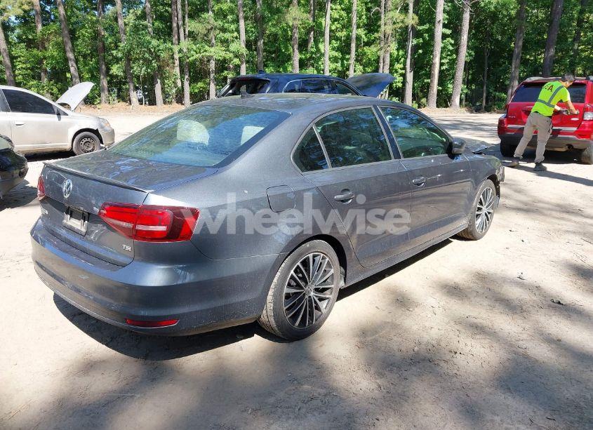 Photo 4 of 2016 Volkswagen Jetta 1.8T SPORT (VIN 3VWD17AJ0GM326514)