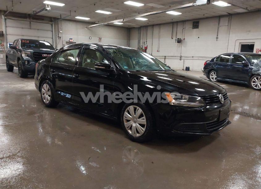 2014 Volkswagen Jetta 1.8T SE (VIN 3VWD17AJ1EM217413) main photo