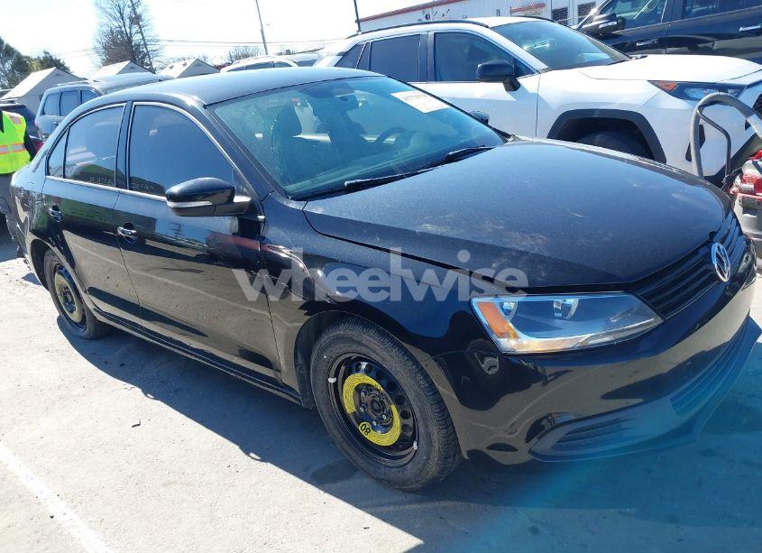 2014 Volkswagen Jetta 1.8T SE (VIN 3VWD17AJ1EM238553) main photo