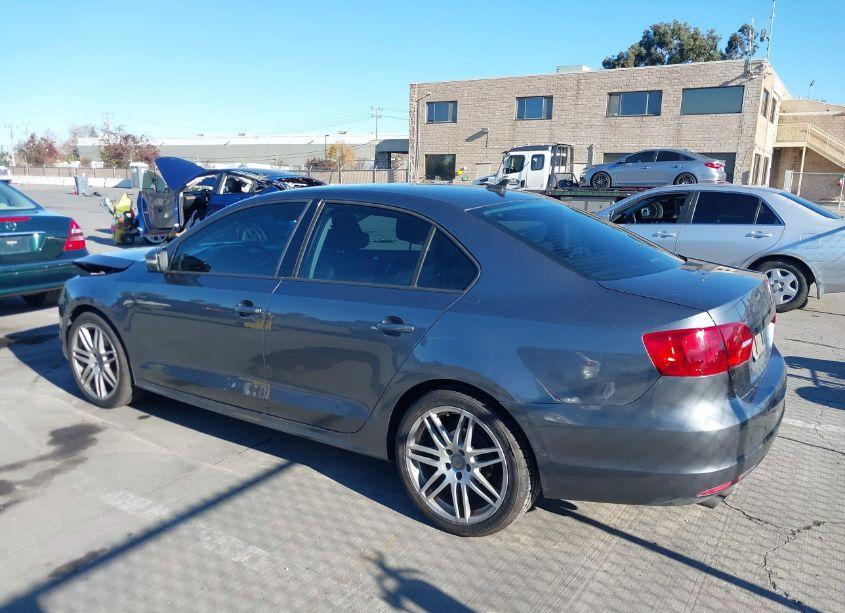 Photo 3 of 2014 Volkswagen Jetta 1.8T SE (VIN 3VWD17AJ1EM241260)