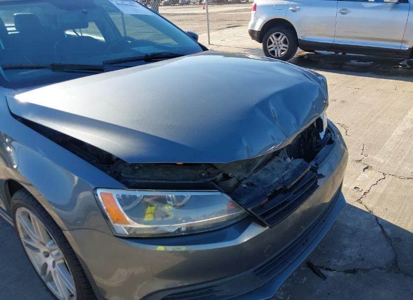 Photo 6 of 2014 Volkswagen Jetta 1.8T SE (VIN 3VWD17AJ1EM241260)