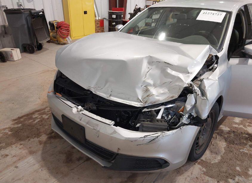 Photo 6 of 2014 Volkswagen Jetta 1.8T SE (VIN 3VWD17AJ1EM261153)