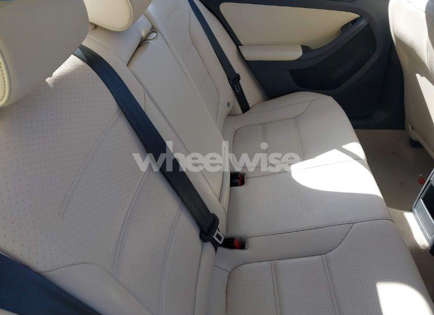 Photo 8 of 2014 Volkswagen Jetta 1.8T SE (VIN 3VWD17AJ1EM302834)