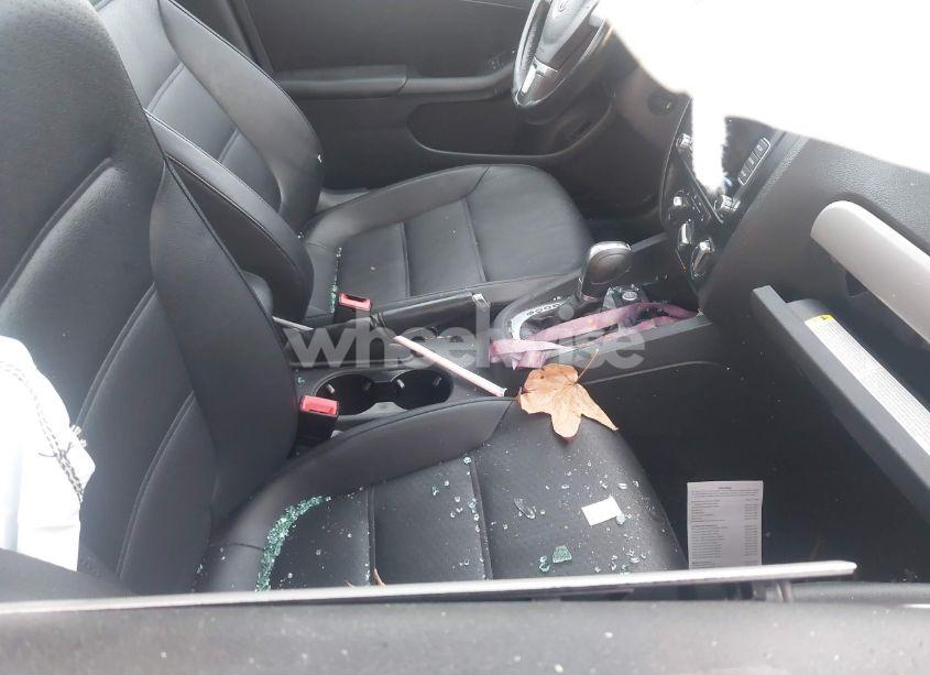 Photo 5 of 2014 Volkswagen Jetta SE (VIN 3VWD17AJ1EM322226)