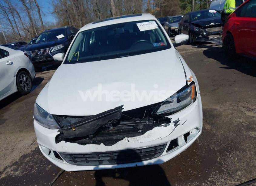 Photo 12 of 2014 Volkswagen Jetta 1.8T SE (VIN 3VWD17AJ1EM352293)