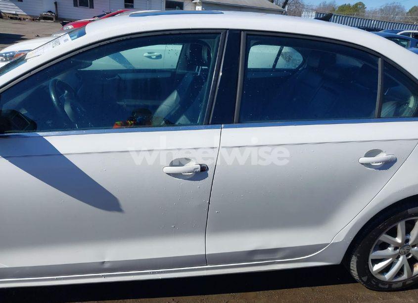 Photo 14 of 2014 Volkswagen Jetta 1.8T SE (VIN 3VWD17AJ1EM352293)