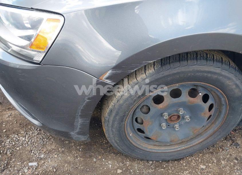 Photo 13 of 2014 Volkswagen Jetta 1.8T SE (VIN 3VWD17AJ1EM359809)