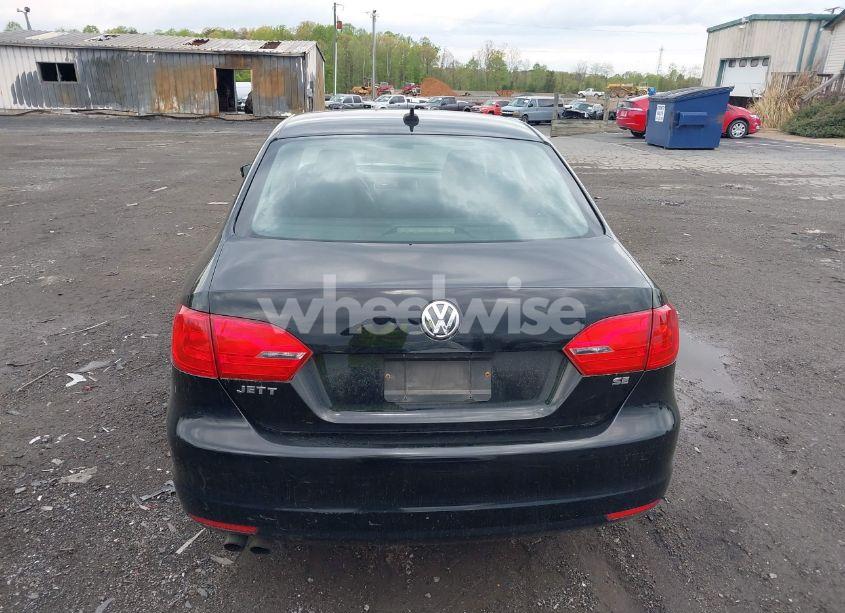 Photo 16 of 2014 Volkswagen Jetta 1.8T SE (VIN 3VWD17AJ1EM409253)
