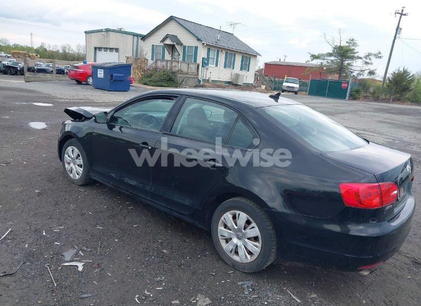 Photo 3 of 2014 Volkswagen Jetta 1.8T SE (VIN 3VWD17AJ1EM409253)