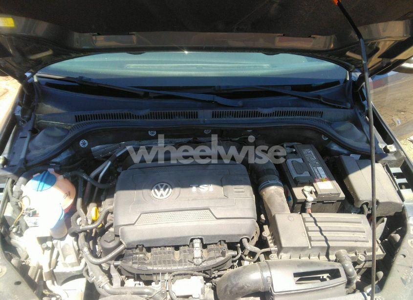 Photo 10 of 2014 Volkswagen Jetta 1.8T SE (VIN 3VWD17AJ1EM412833)