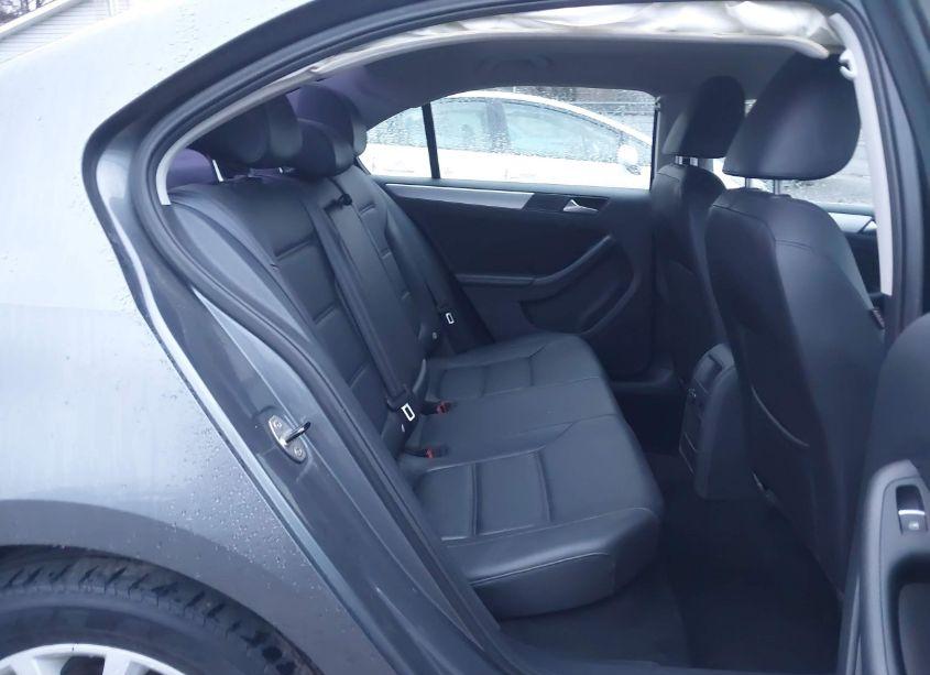 Photo 8 of 2014 Volkswagen Jetta 1.8T SE (VIN 3VWD17AJ1EM436078)