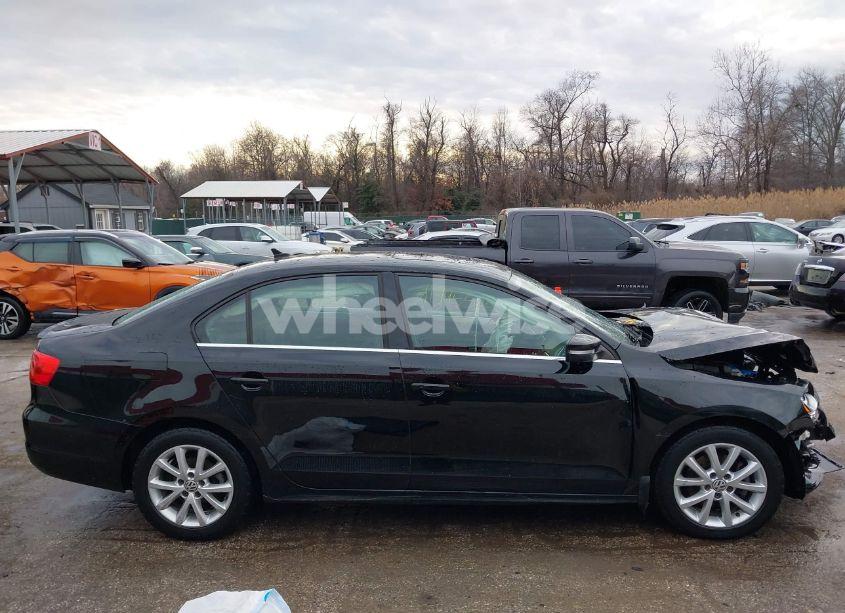 Photo 13 of 2014 Volkswagen Jetta 1.8T SE (VIN 3VWD17AJ1EM443502)