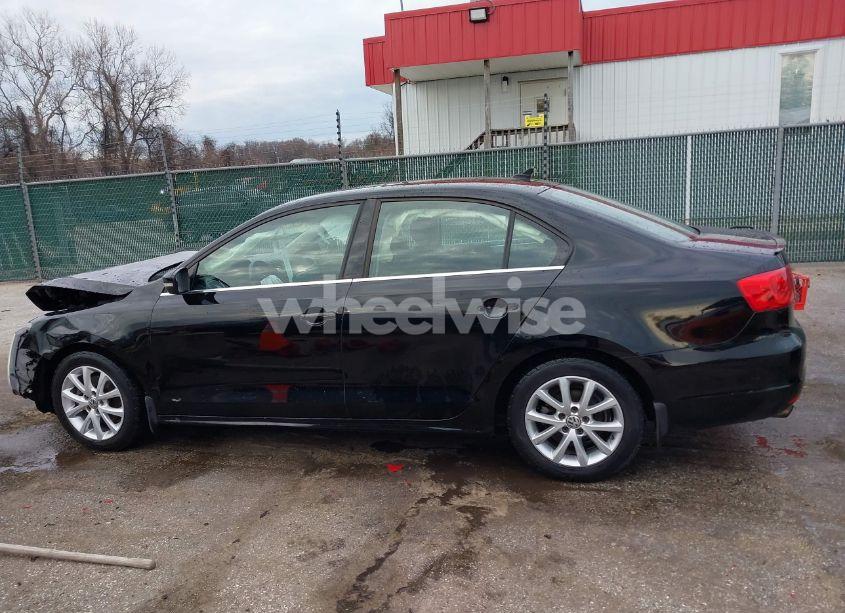 Photo 14 of 2014 Volkswagen Jetta 1.8T SE (VIN 3VWD17AJ1EM443502)