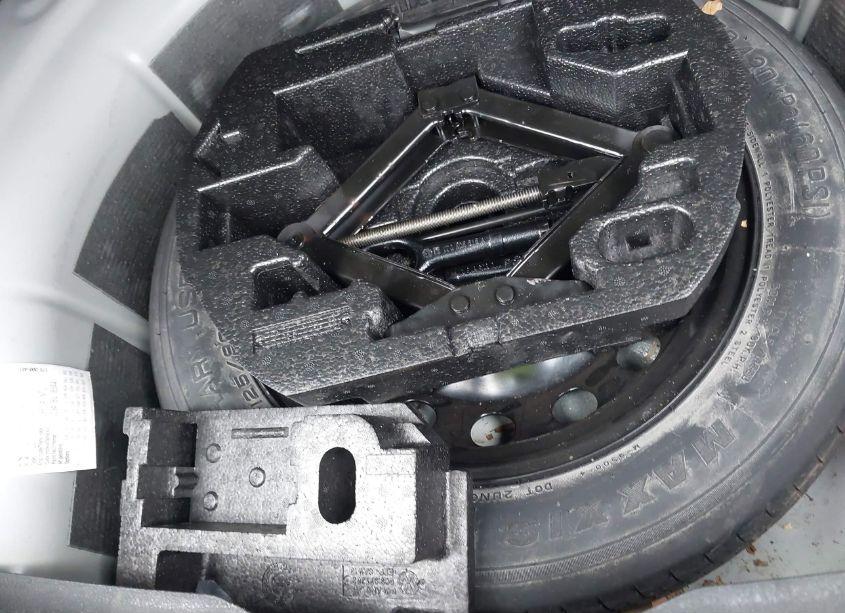 Photo 12 of 2015 Volkswagen Jetta 1.8T SPORT (VIN 3VWD17AJ1FM216019)