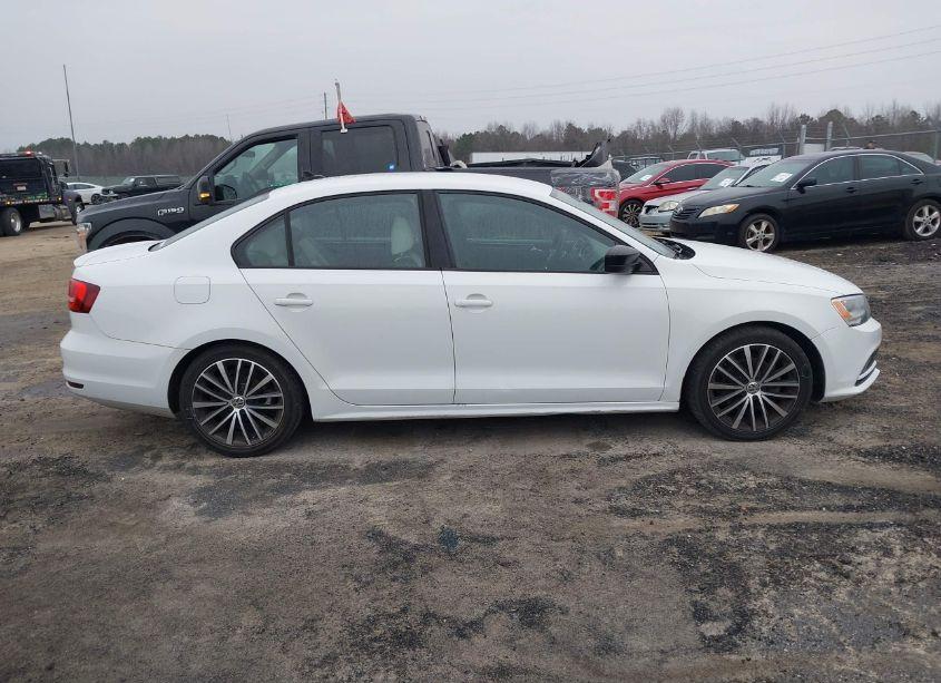 Photo 15 of 2015 Volkswagen Jetta 1.8T SPORT (VIN 3VWD17AJ1FM216019)