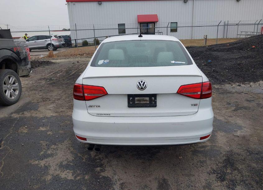 Photo 16 of 2015 Volkswagen Jetta 1.8T SPORT (VIN 3VWD17AJ1FM216019)