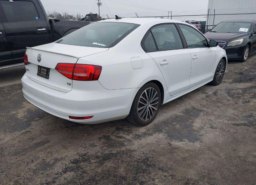 Photo 4 of 2015 Volkswagen Jetta 1.8T SPORT (VIN 3VWD17AJ1FM216019)