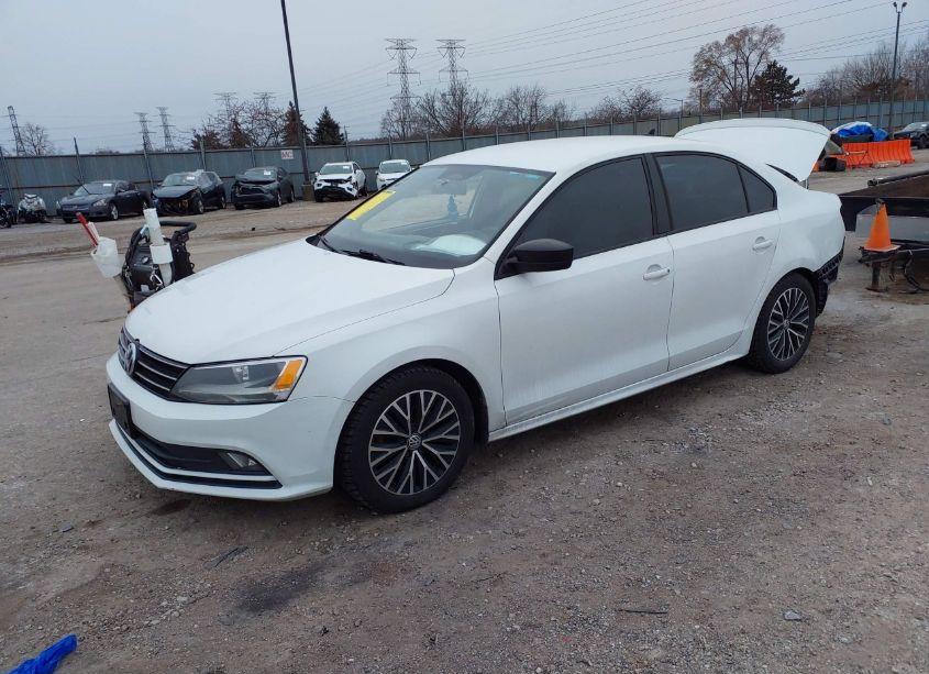 Photo 2 of 2015 Volkswagen Jetta 1.8T SPORT (VIN 3VWD17AJ1FM216439)