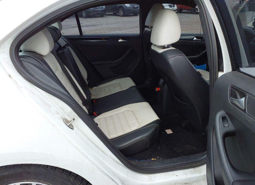Photo 8 of 2015 Volkswagen Jetta 1.8T SPORT (VIN 3VWD17AJ1FM216439)