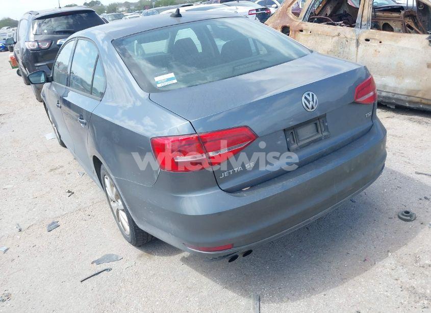 Photo 3 of 2015 Volkswagen Jetta 1.8T SE (VIN 3VWD17AJ1FM241454)