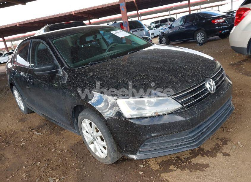 2015 Volkswagen Jetta 1.8T SE (VIN 3VWD17AJ1FM256763) main photo