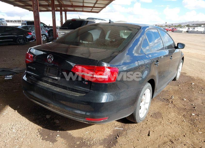 Photo 4 of 2015 Volkswagen Jetta 1.8T SE (VIN 3VWD17AJ1FM256763)