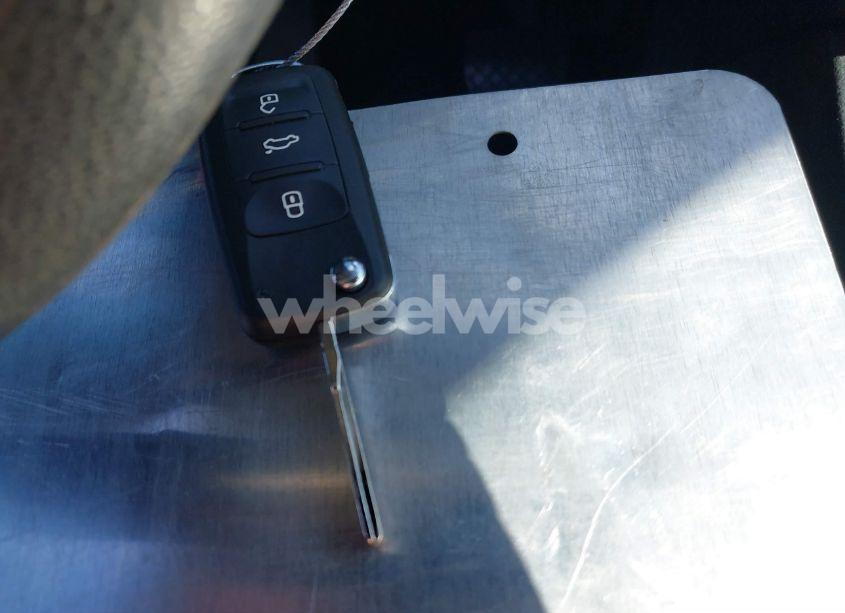 Photo 11 of 2015 Volkswagen Jetta 1.8T SE (VIN 3VWD17AJ1FM266774)