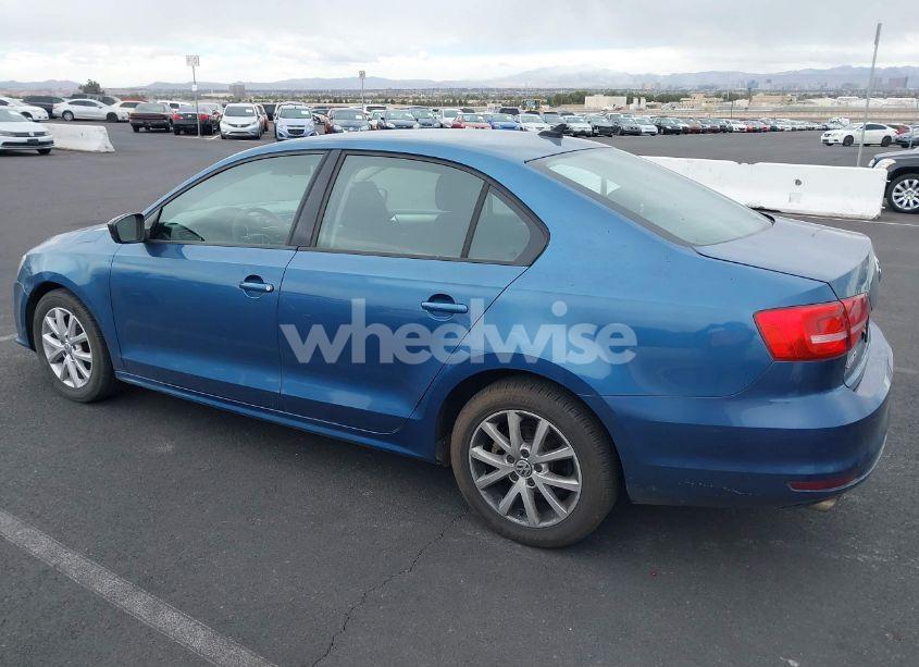 Photo 12 of 2015 Volkswagen Jetta 1.8T SE (VIN 3VWD17AJ1FM266774)