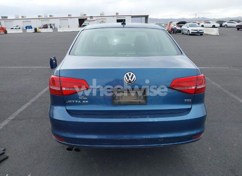 Photo 13 of 2015 Volkswagen Jetta 1.8T SE (VIN 3VWD17AJ1FM266774)