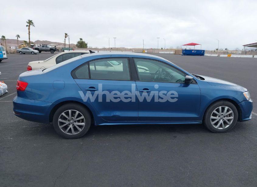 Photo 14 of 2015 Volkswagen Jetta 1.8T SE (VIN 3VWD17AJ1FM266774)