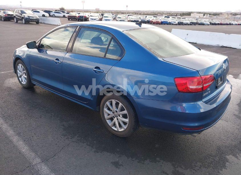 Photo 3 of 2015 Volkswagen Jetta 1.8T SE (VIN 3VWD17AJ1FM266774)