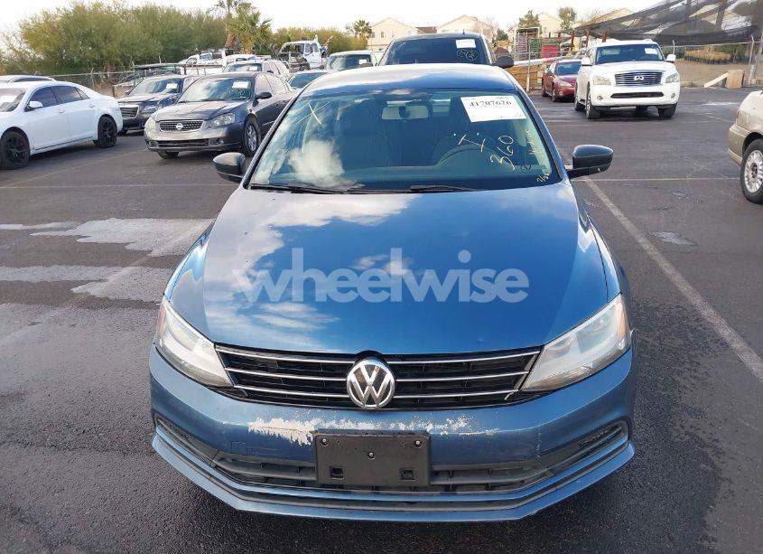Photo 6 of 2015 Volkswagen Jetta 1.8T SE (VIN 3VWD17AJ1FM266774)