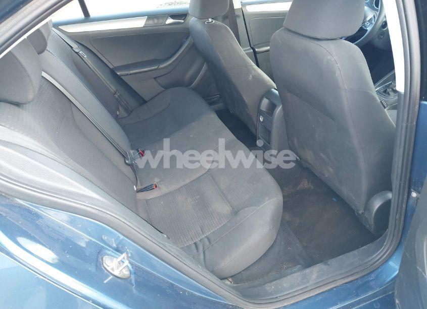 Photo 8 of 2015 Volkswagen Jetta 1.8T SE (VIN 3VWD17AJ1FM266774)