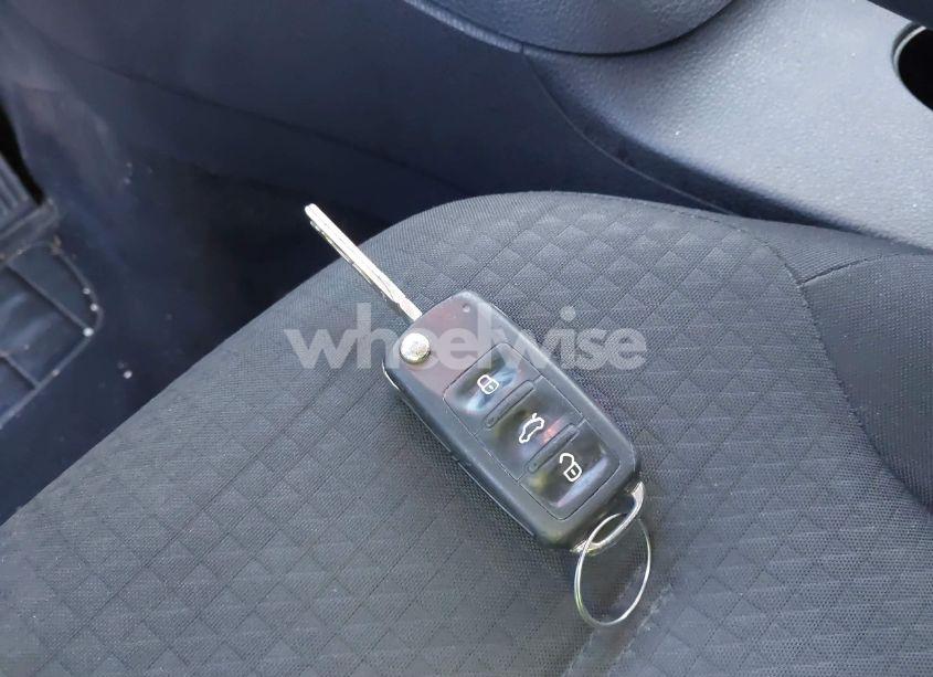 Photo 11 of 2015 Volkswagen Jetta 1.8T SE (VIN 3VWD17AJ1FM352330)