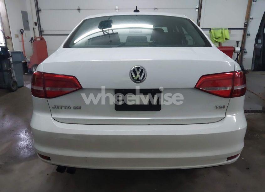 Photo 17 of 2015 Volkswagen Jetta 1.8T SE (VIN 3VWD17AJ1FM402112)