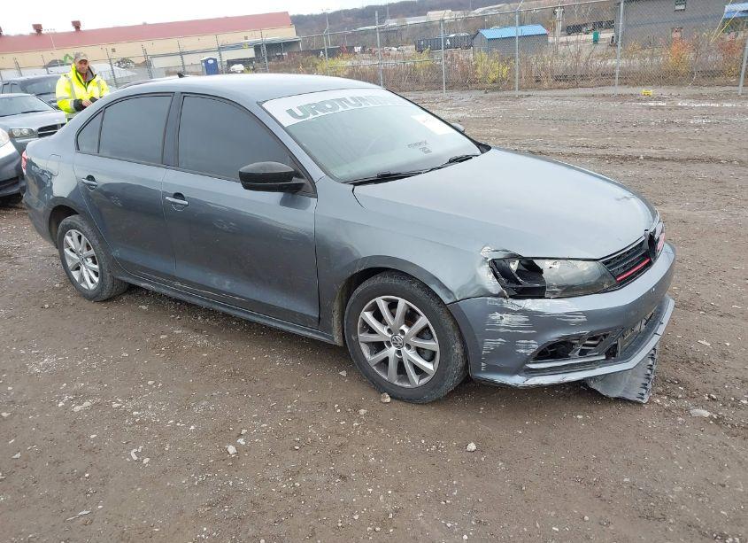 2015 Volkswagen Jetta 1.8T SE (VIN 3VWD17AJ1FM413384) main photo