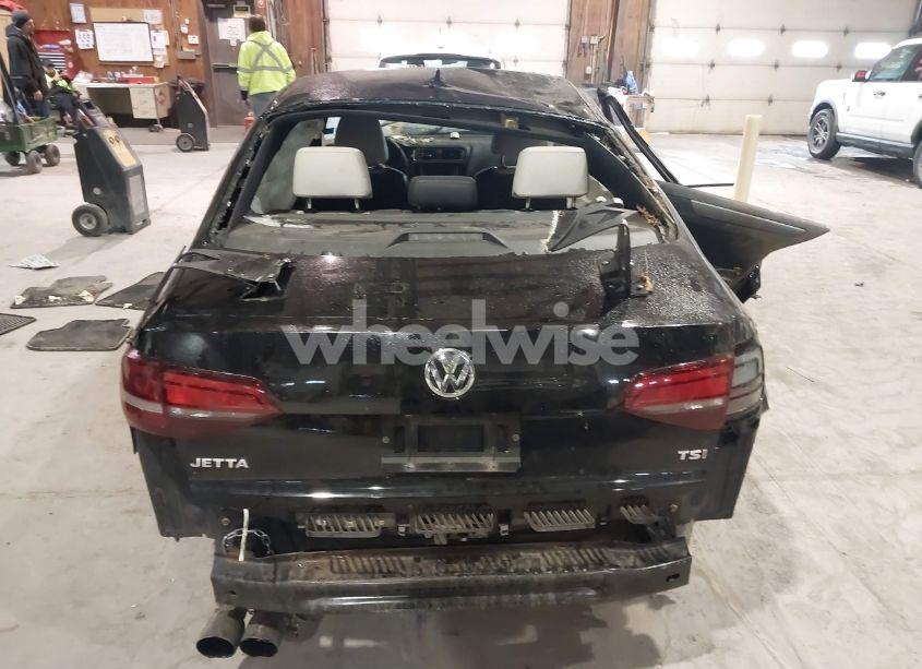 Photo 15 of 2016 Volkswagen Jetta 1.8T SPORT (VIN 3VWD17AJ1GM233324)