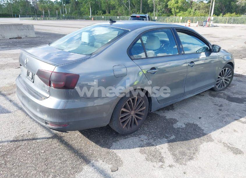 Photo 4 of 2016 Volkswagen Jetta 1.8T SPORT (VIN 3VWD17AJ1GM346979)