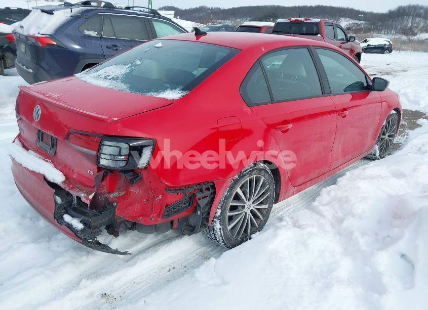 Photo 4 of 2016 Volkswagen Jetta 1.8T SPORT (VIN 3VWD17AJ1GM384390)