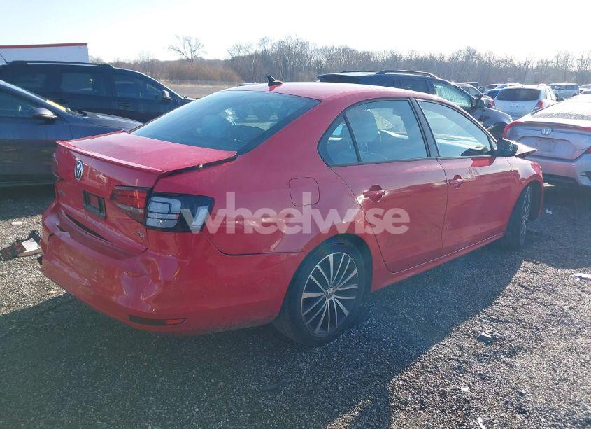 Photo 4 of 2016 Volkswagen Jetta 1.8T SPORT (VIN 3VWD17AJ1GM384468)