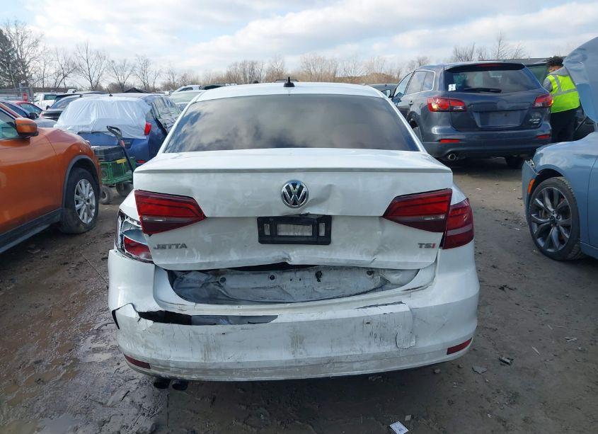 Photo 6 of 2016 Volkswagen Jetta 1.8T SPORT (VIN 3VWD17AJ1GM388116)