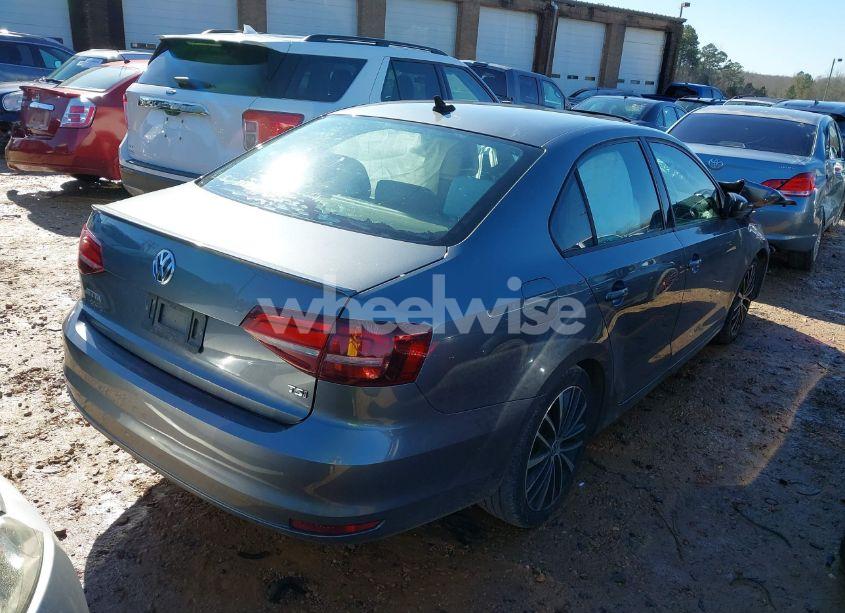 Photo 4 of 2017 Volkswagen Jetta 1.8T SPORT (VIN 3VWD17AJ1HM310968)