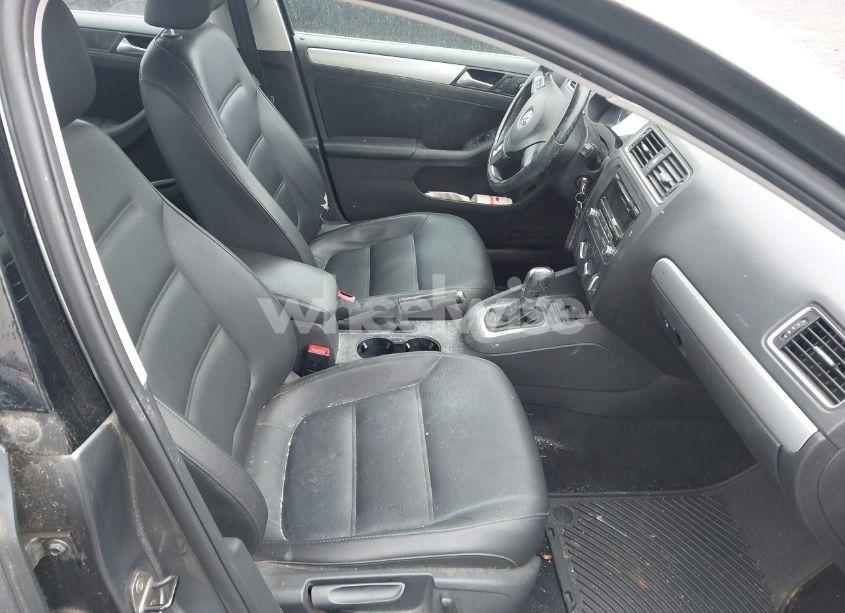 Photo 5 of 2014 Volkswagen Jetta 1.8T SE (VIN 3VWD17AJ2EM217534)