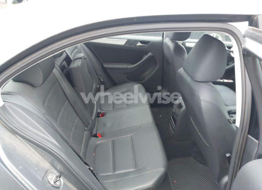 Photo 8 of 2014 Volkswagen Jetta 1.8T SE (VIN 3VWD17AJ2EM217534)