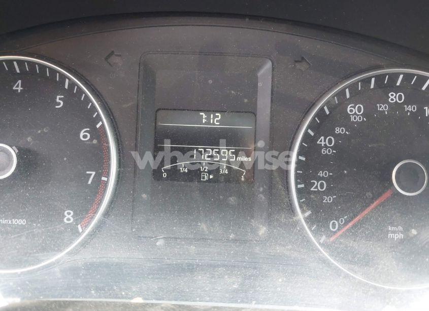 Photo 7 of 2014 Volkswagen Jetta 1.8T SE (VIN 3VWD17AJ2EM226153)