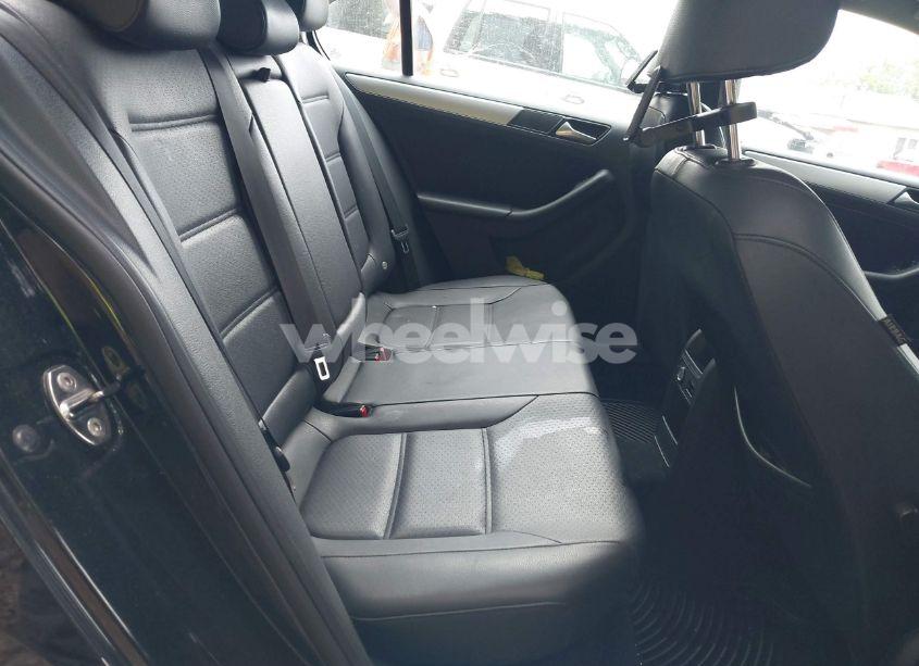 Photo 8 of 2014 Volkswagen Jetta 1.8T SE (VIN 3VWD17AJ2EM273523)