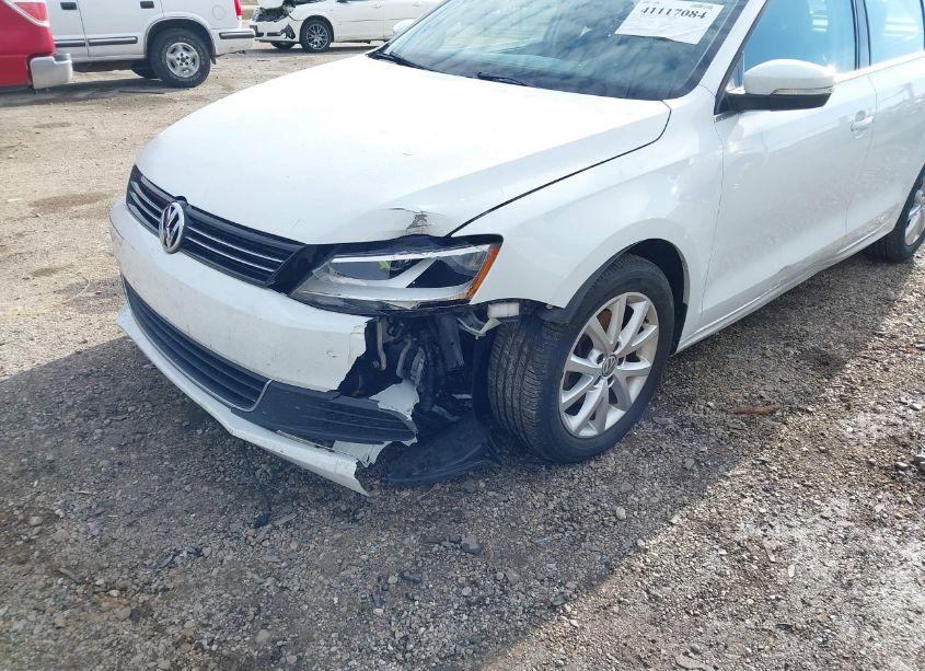 Photo 6 of 2014 Volkswagen Jetta 1.8T SE (VIN 3VWD17AJ2EM326933)