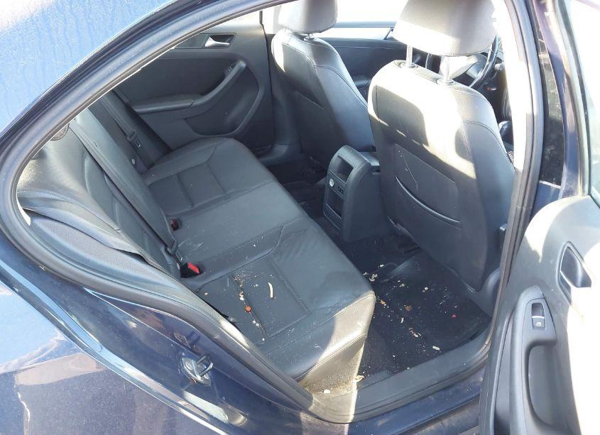 Photo 8 of 2014 Volkswagen Jetta 1.8T SE (VIN 3VWD17AJ2EM328715)